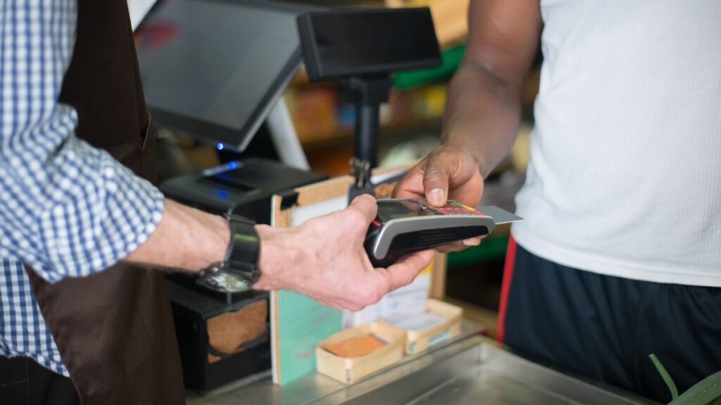 Cartão de Crédito para MEI: Como Escolher Sem Cair em Anuidade Escondida